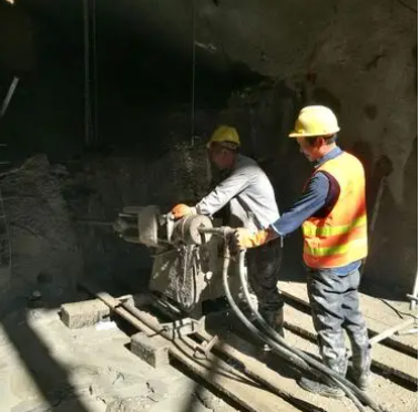 秦皇岛水下抗分散灌浆料特点 水下不分散注浆料介绍